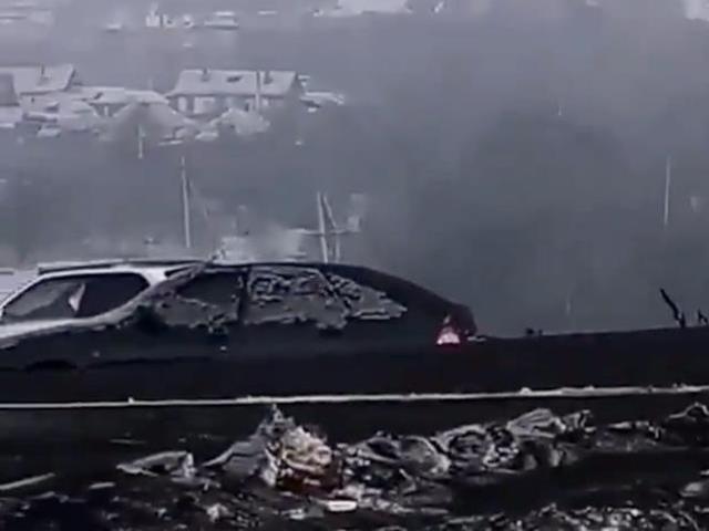 Rusya'nın bir köyünde siyah kar yağdı! Ortaya çıkan görüntüler herkesi şaşkına çevirdi