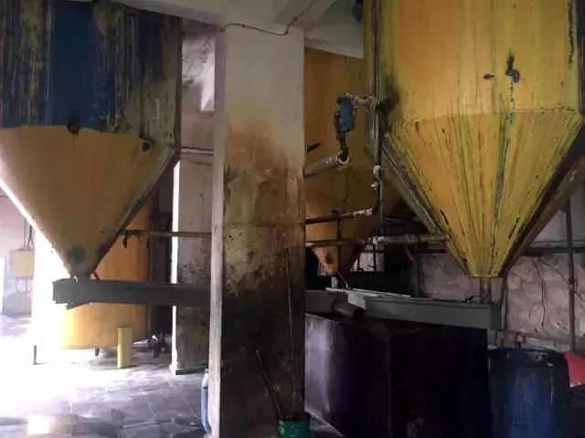 Kaçak akaryakıt baskınında şahıslardan polise sitem: İlk işimizdi bu abi, ne çabuk haberiniz oldu