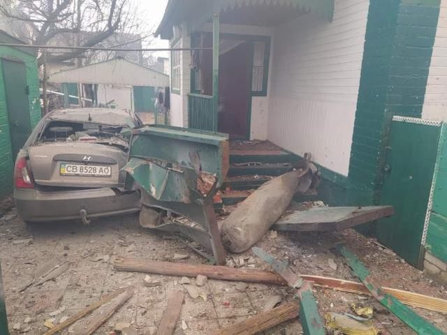 Ukrayna'da düşürülen uçağın pilotu halk tarafından yakalandı