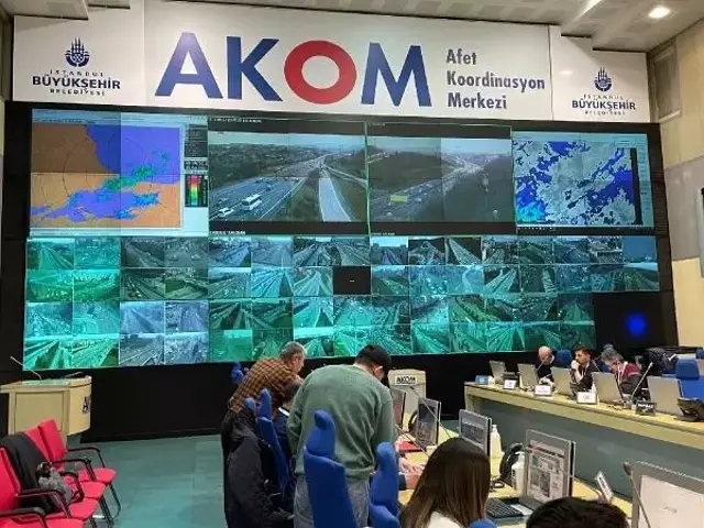 AKOM'dan İstanbullulara kar yağışı uyarısı: 87 yılı kadar olmasa da ikinci sıraya yerleşir