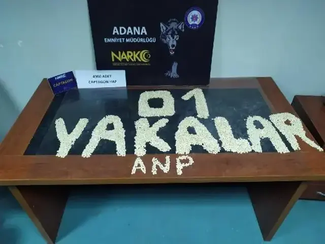 Suriyeli şüphelinin iç çamaşırından 4 bin 900 uyuşturucu hap çıktı