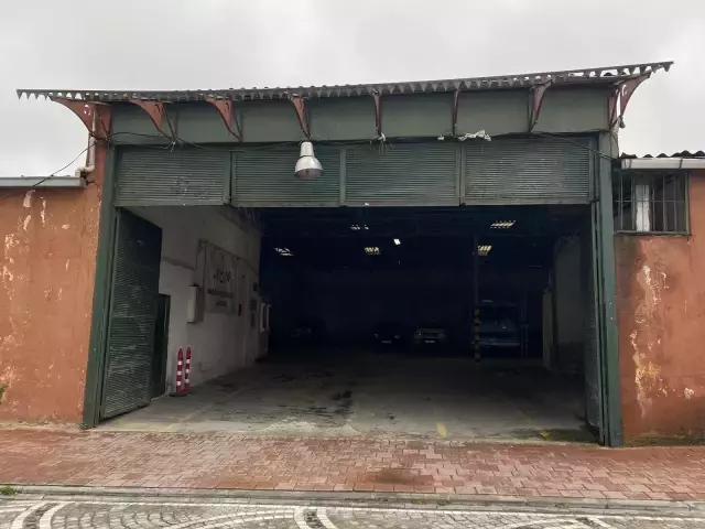 Yer: İstanbul! Otel otoparkındaki şehit mezarı görenleri şaşkına çeviriyor