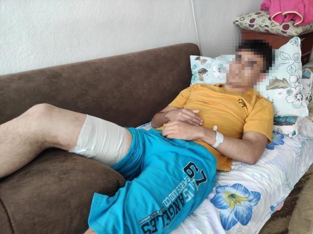 Okul önünde dehşet anları kamerada... Liseli genç arkadaşlarının gözü önünde bıçaklandı