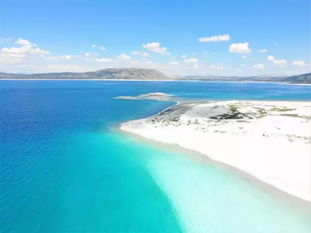 Salda Gölü'nün bataklık iddialarına cevap