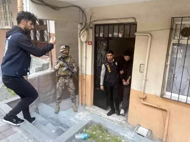 Twitch'te kara para aklayan şebekeye şafak operasyonu! 18 kişi gözaltına alındı