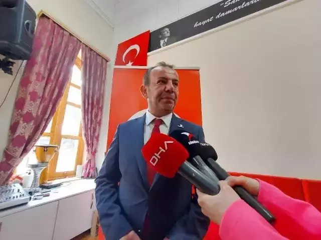 Tanju Özcan'ın ilanları 'nefret ve ayrımcılık' suçlamasıyla kaldırıldı