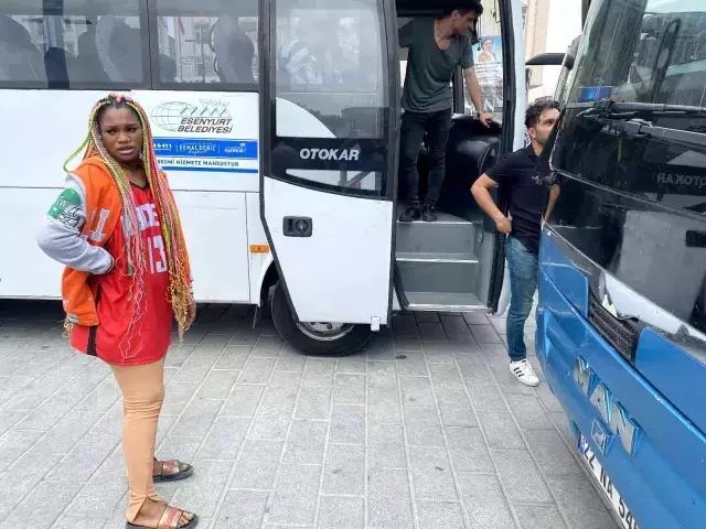 Operasyonda yakalanan kaçak göçmenin hasta numarası ambulans gelince ortaya çıktı