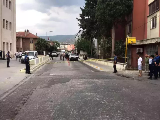 Tartıştığı kişiyi öldürdü, daha sonra emniyetin önüne giderek intihar etti