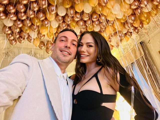 Demet Özdemir ve Oğuzhan Koç'un düğün davetiyesi ortaya çıktı