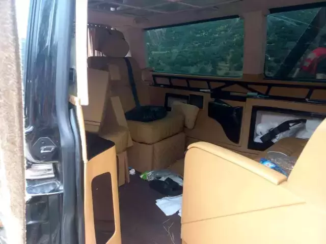 Kaza geçiren İbrahim Tatlıses'i yanmaktan vatandaşlar kurtardı