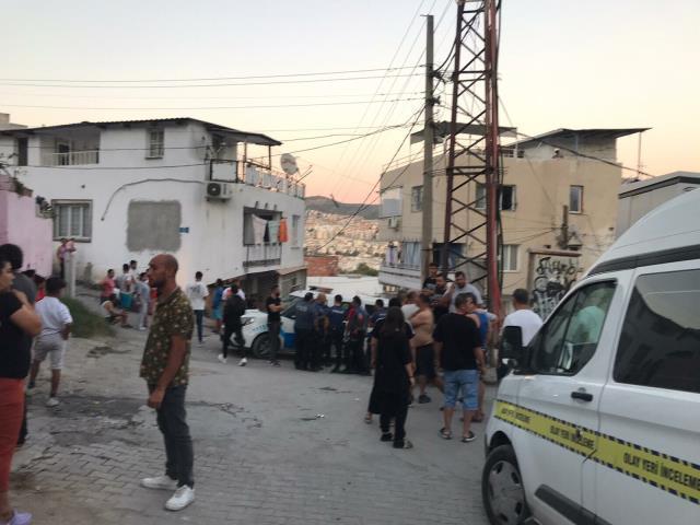 Kuşadası'nda korku dolu anlar! Pompalı ile rastgele ateş açıldı, 16 yaralı var