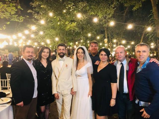 Başarılı oyuncu Aytaç Uşun, nikah masasına oturdu