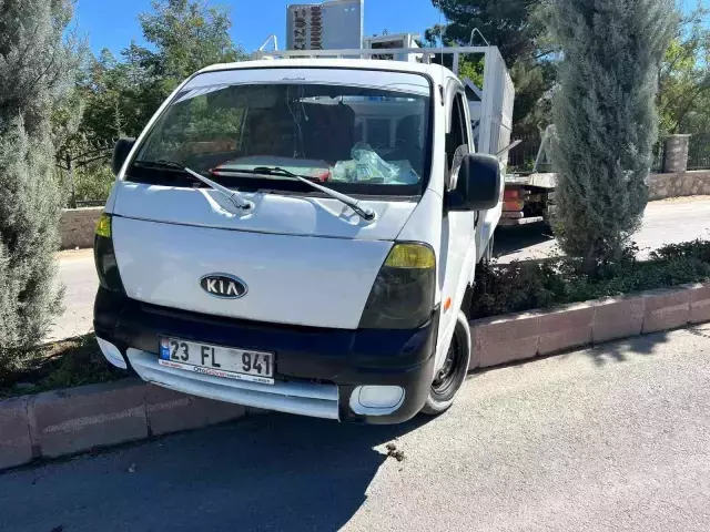 1 milyon lira değerinde soğutucu çalan 3 şüpheli, kaçmaya çalışırken yakalandı