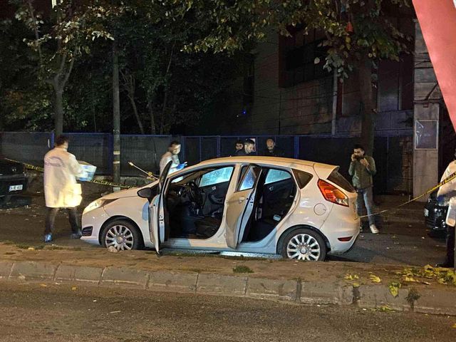 Şişli'de seyir halindeki aracı durdurup kadını kaçırdılar, şoföre de kurşun yağdırdılar: 1 ölü