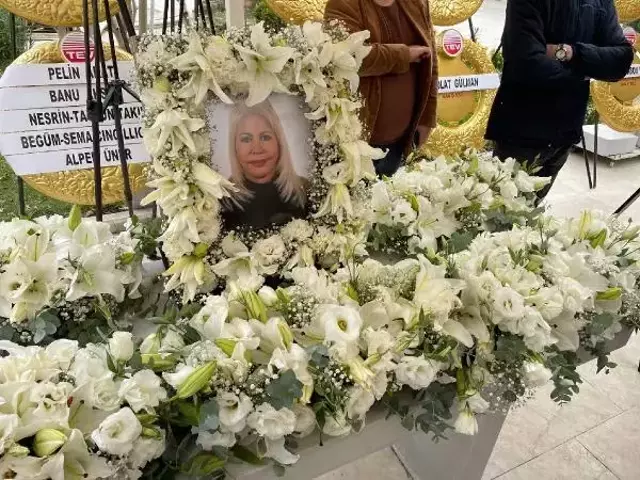 İş insanı Dilek Ertek için gıyabi cenaze namazı