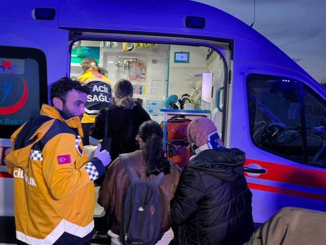 Son dakika! Bartın'da kontrolden çıkan yolcu otobüsü devrildi: 39 yaralı var