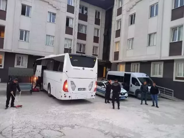 Düzce'deki deprem için kente giden polisler, dönerken para ve not bıraktı! Nedeni çok duygusal