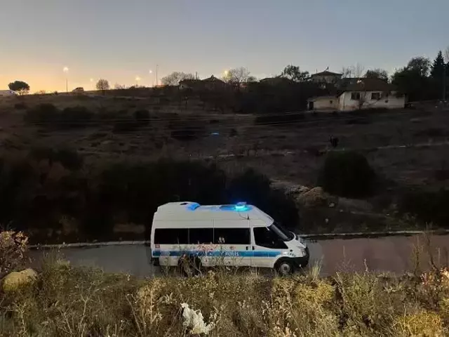 Yakalama kararı bulunan şüpheli, polisle girdiği çatışmada öldü