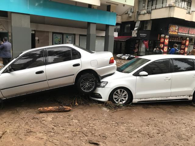 SEL SONRASI '3 GÜN BOYUNCA ÇEŞME SUYU İÇMEYİN' UYARISI-2