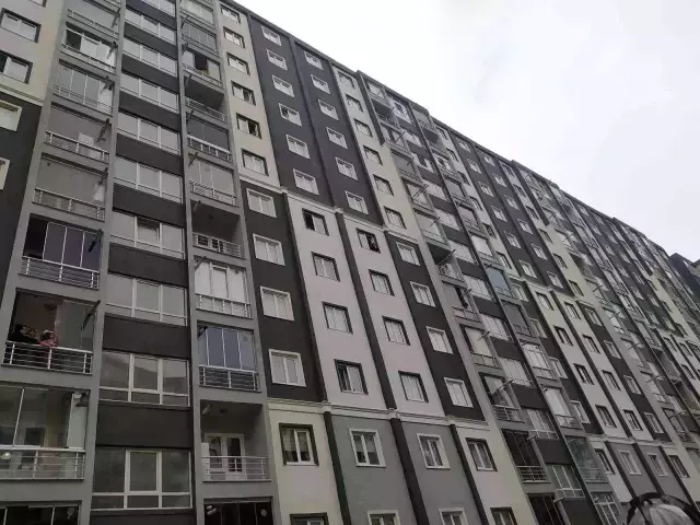 500 TL'lik site aidatı bin 415 TL'ye çıktı, site sakinleri fahiş zamma isyan etti