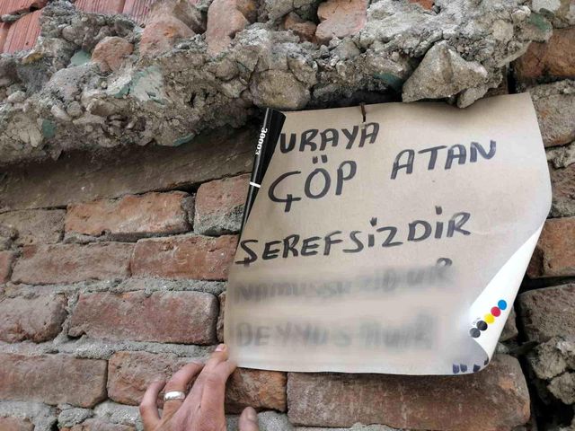 Canına tak eden esnaftan beddualı tepki