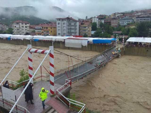 Zonguldak'ta selde kaybolan kişinin cansız bedeni bulundu