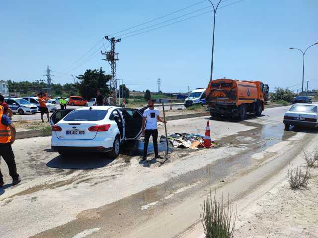 Adana'da yol temizleme aracına çarpan otomobildeki anne hayatını kaybetti, 3 çocuğu yaralandı