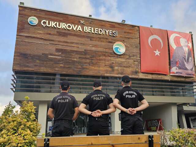 ADANA'DA, SEYHAN VE ÇUKUROVA BELEDİYELERİNE RÜŞVET OPERASYONU