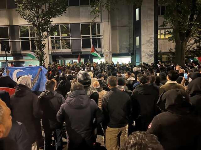 Dünyanın dört bir yanından Filistin'e destek! Binlerce kişi cadde ve meydanları doldurdu