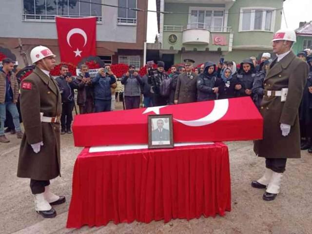 Pençe-Kilit şehidi Samet Aslan, Amasya'da son yolculuğuna uğurlandı