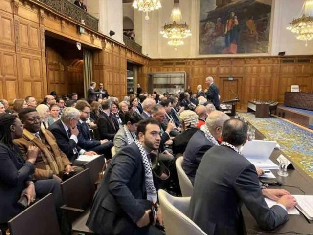 Filistin'in BM Daimi Temsilcisi Gözyaşlarına Hakim Olamadı