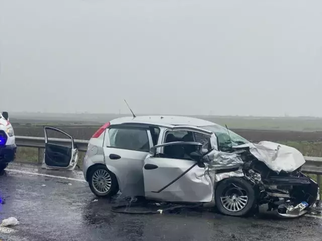 Diyarbakır'da feci kaza: 3 Ölü, 2'si ağır 5 Yaralı