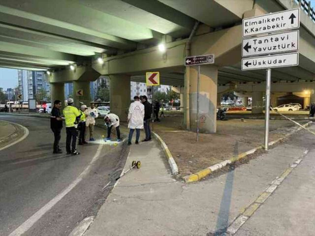 İstanbul'da motosikletli trafik polisi trafik kazası sonucu şehit oldu