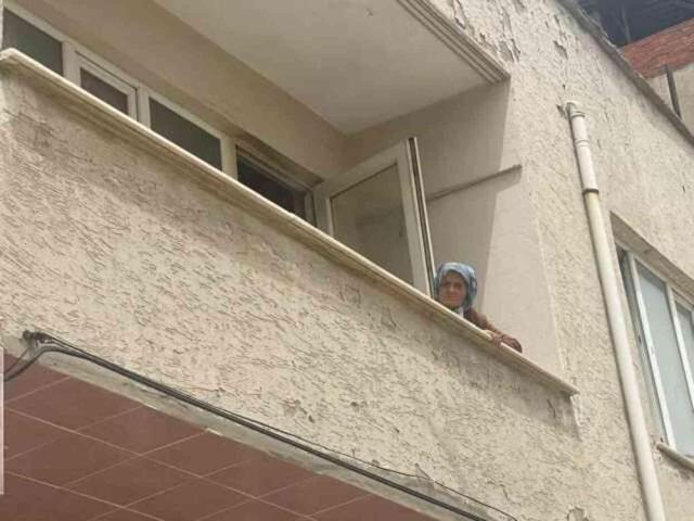 Annesinden uzun ekmek istedi, yuvarlak ekmek aldı diye evi terk etti