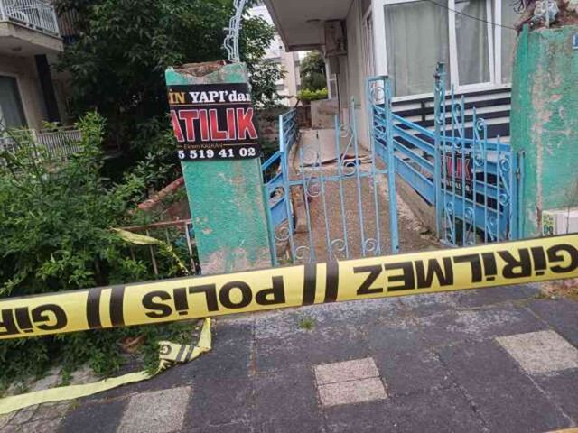 Manisa'da kan donduran olay! Eski eşi ile ailesini bıçaklayarak öldürdü