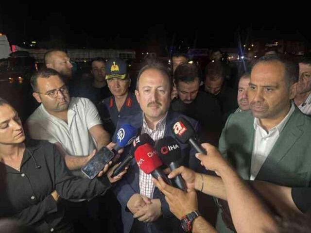 Mersin'de 10 kişinin öldüğü zincirleme trafik kazasında otobüs şoförü tutuklandı