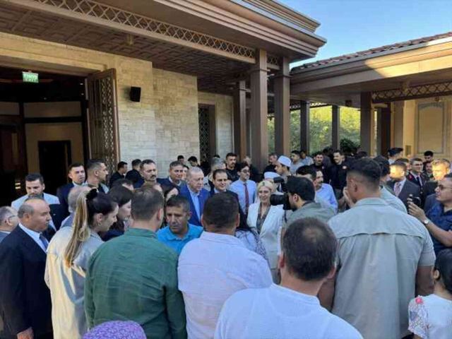 Cumhurbaşkanı Erdoğan bayram namazını Marmaris'te kıldı
