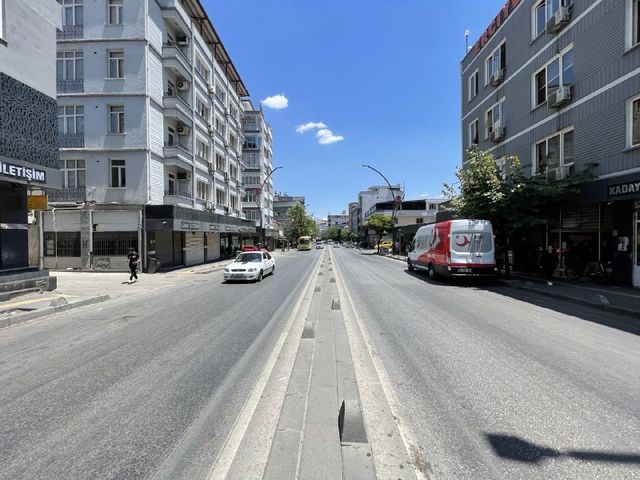 Gaziantep'te Suriyeli işletmeciler dükkanlarını açmadı
