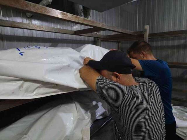 İsrail, Filistinlilerin sığındığı okula saldırdı: 25 ölü, 53 yaralı
