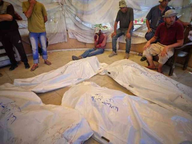 İsrail'in Gazze'de El-Mevasi bölgesine saldırısında can kaybı 90'a çıktı