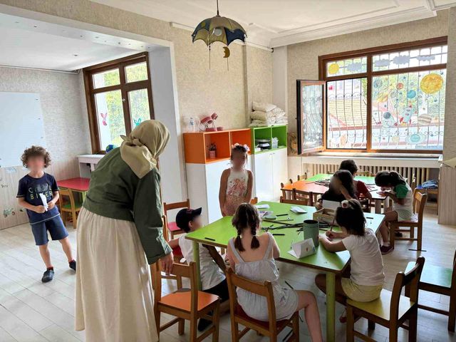 Sarıyer'de bir anaokulunda şok görüntüler! Kurumun sahibi öğretmenleri suçluyor