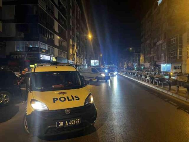 Avukat bürosunda başından vurulmuş halde ölü bulundu