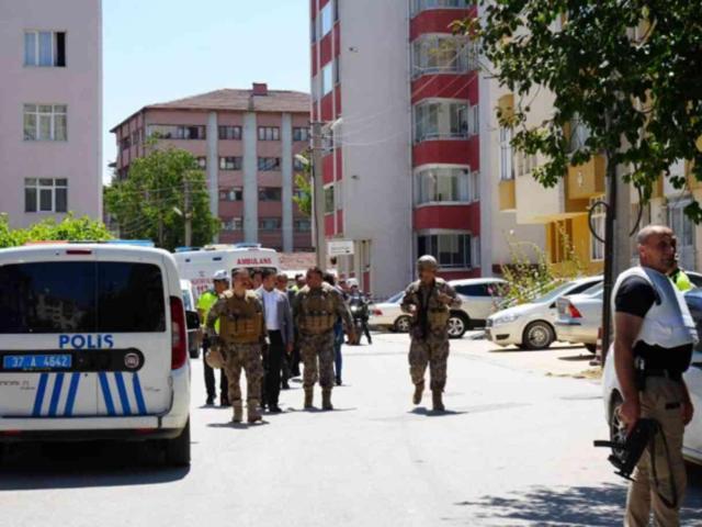 Polisi şehit etti, annesini rehin aldı! Uyuşturucu bağımlısı saldırgan öldürüldü