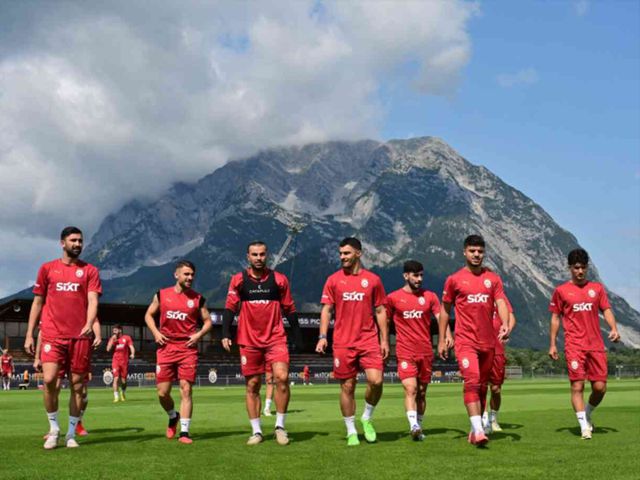 SÜPER KUPA MAÇI CANLI İZLE || Beşiktaş- Galatasaray Süper Kupa maçı saat kaçta, hangi kanalda?