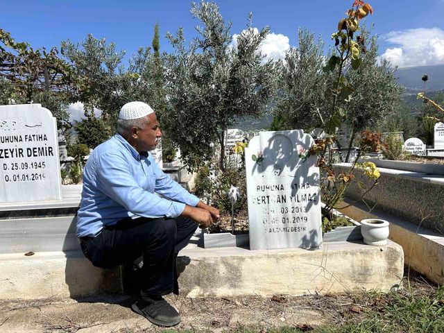 Babası tarafından demir sopayla öldürülen Mertcan'ın annesi, yıllar sonra konuştu! Narin ve diğer çocuklar için adalet istedi