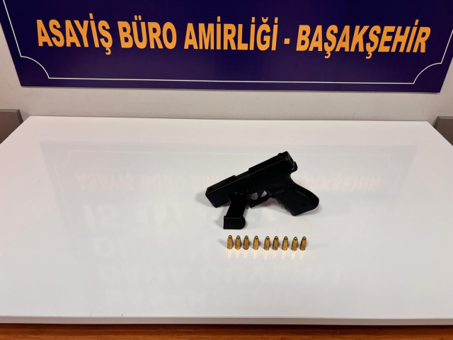 Takıntılı adam adres değiştirmesine rağmen bulduğu eski kız arkadaşına kurşun yağdırdı