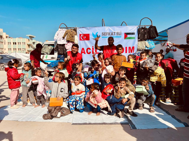 Gazze'de Şefkat Eli Var; Umut Var, Yaşam Var!