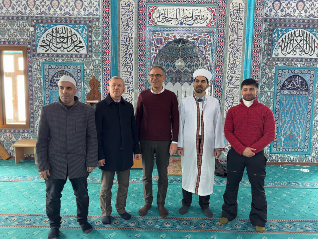 Erciyes'te iki dilde hutbe birden