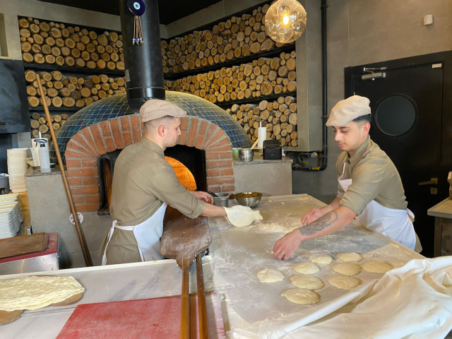 İstanbul'da lahmacun fiyatı tartışması! Esenler'de 60, Göktürk'te 250 lira