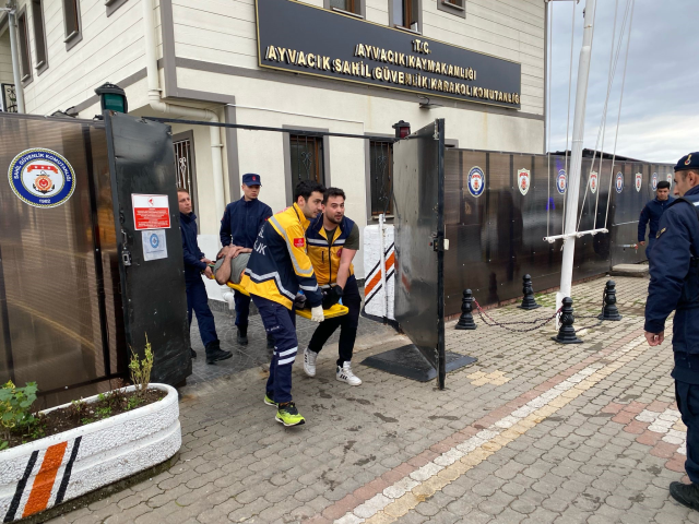 Çanakkale'de umuda yolculuk yine faciayla son buldu! 5 kişi hayatını kaybetti